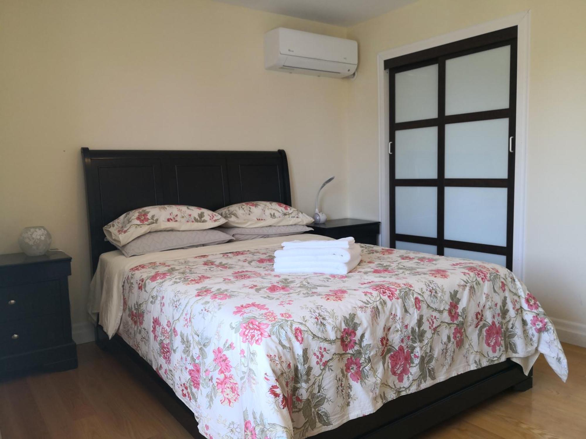 Dairy Homestay Toronto Ngoại thất bức ảnh
