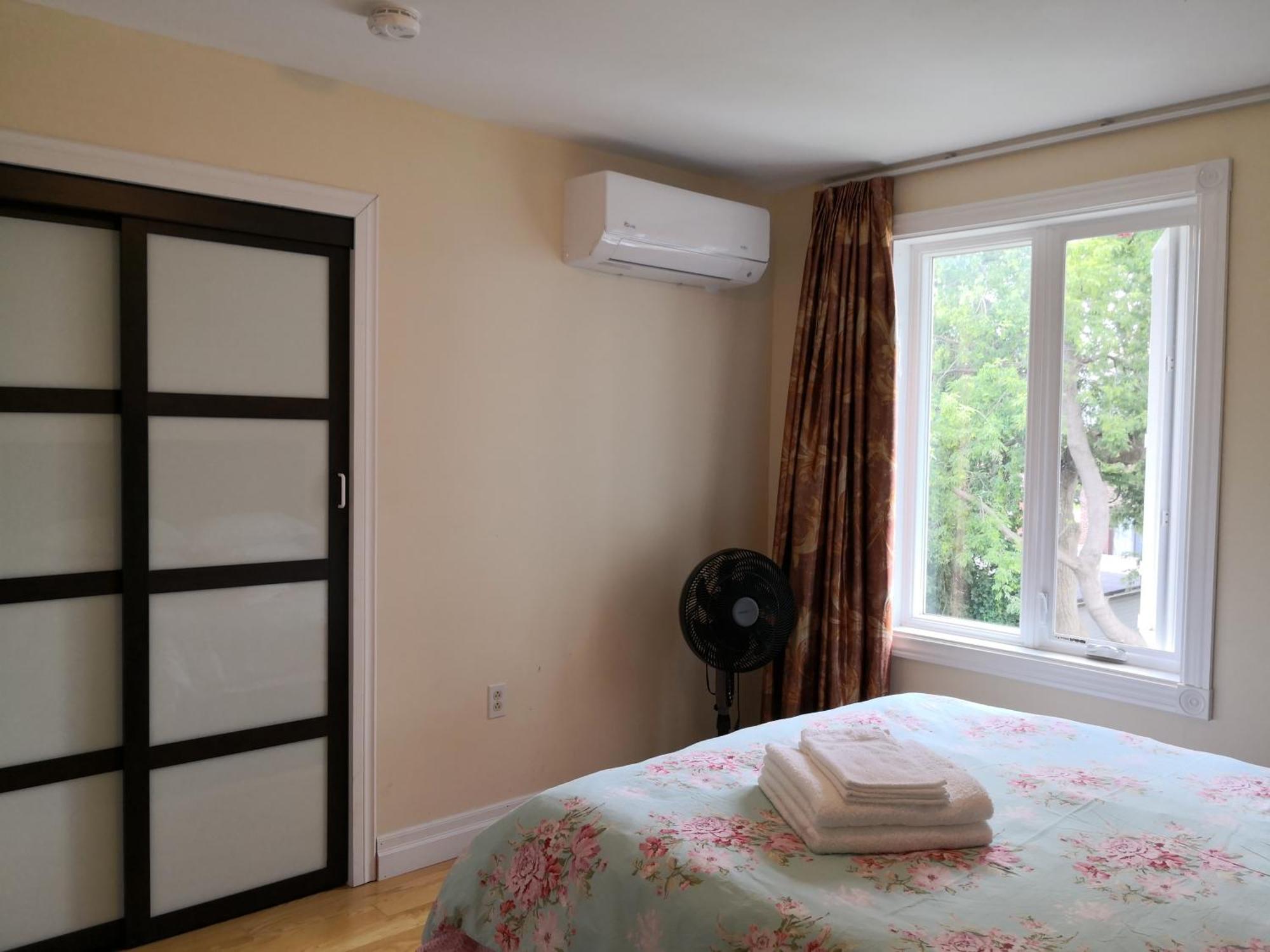 Dairy Homestay Toronto Ngoại thất bức ảnh